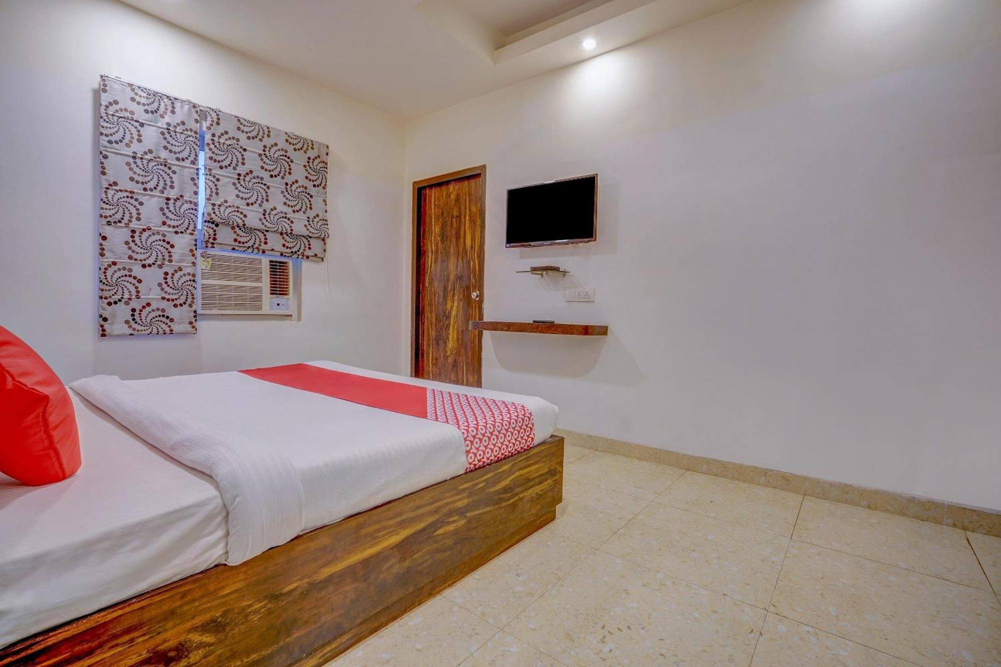 Super Hotel O Traveller Inn Lakhnaú Exteriér fotografie