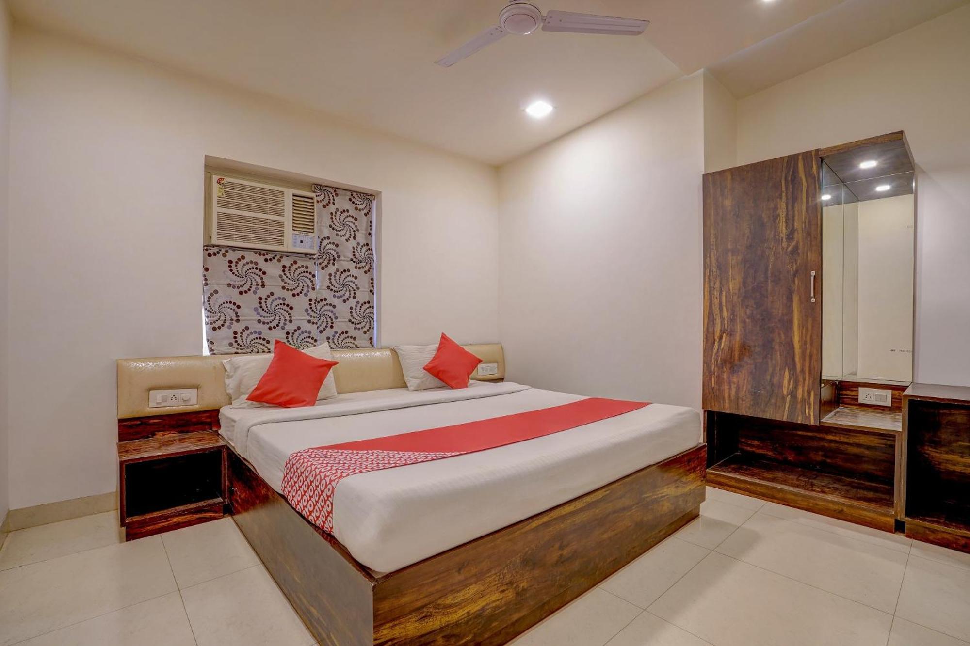 Super Hotel O Traveller Inn Lakhnaú Exteriér fotografie